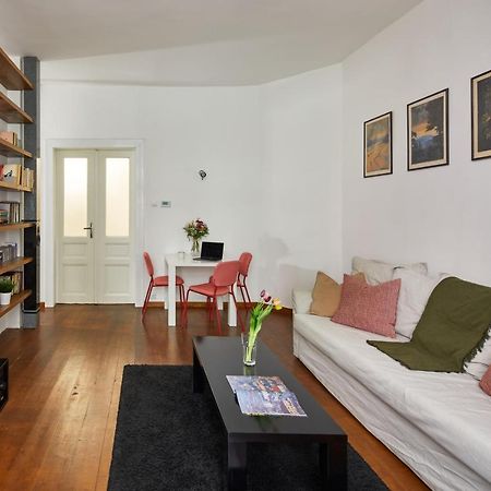 Prague Days - 1Bdr Apt W Netflix - Zizkov Tower エクステリア 写真
