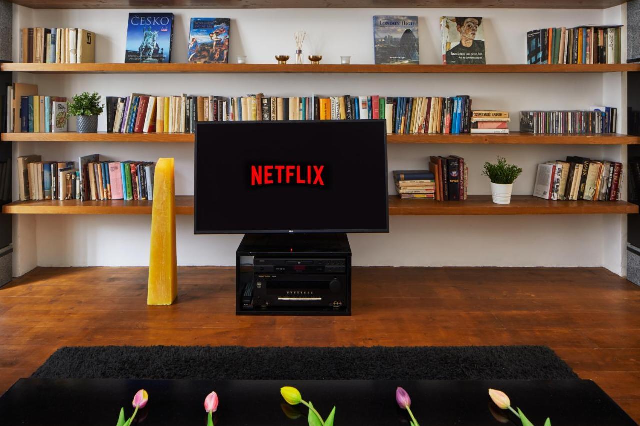 Prague Days - 1Bdr Apt W Netflix - Zizkov Tower エクステリア 写真
